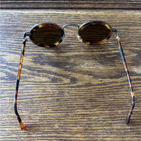 Vintage Giorgio Armani Oval Tortoiseshell Sunglasses Made Italy 90s - Picture 11 of 16